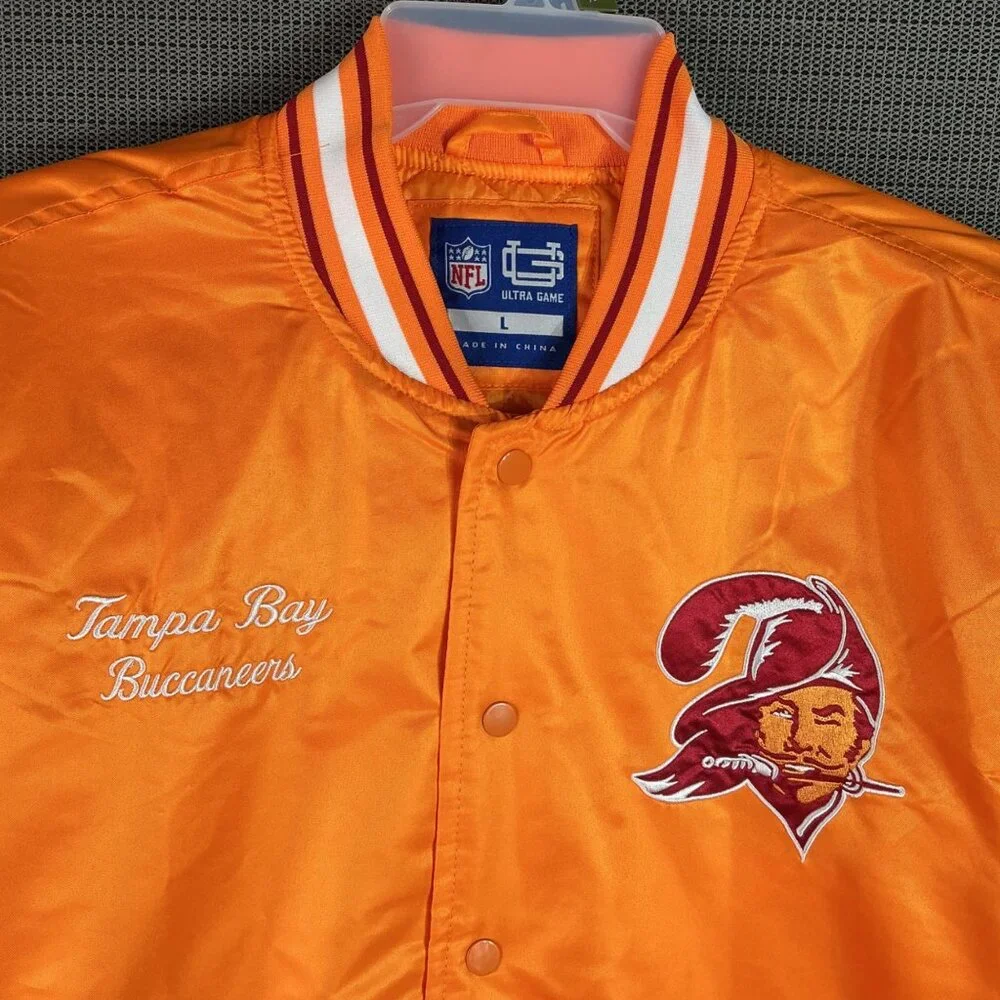 Tampa Bay Buccaneers NFL Ultra Game Mens Size Large Orange Satin Bomber Jacket - Picture 3 of 9